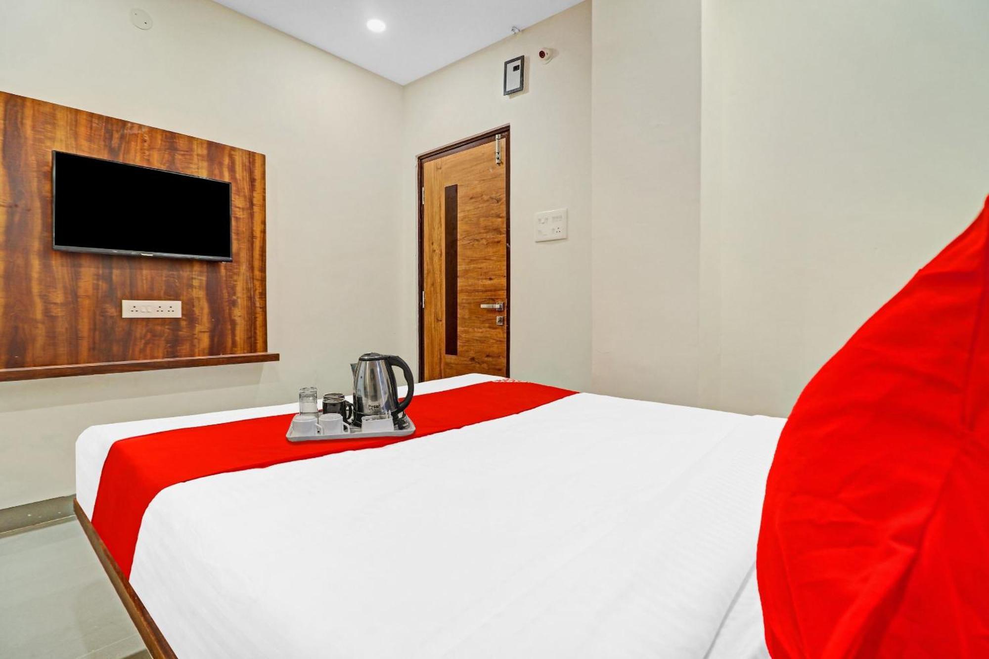 Hotel O Night Eye 하이데라바드 외부 사진